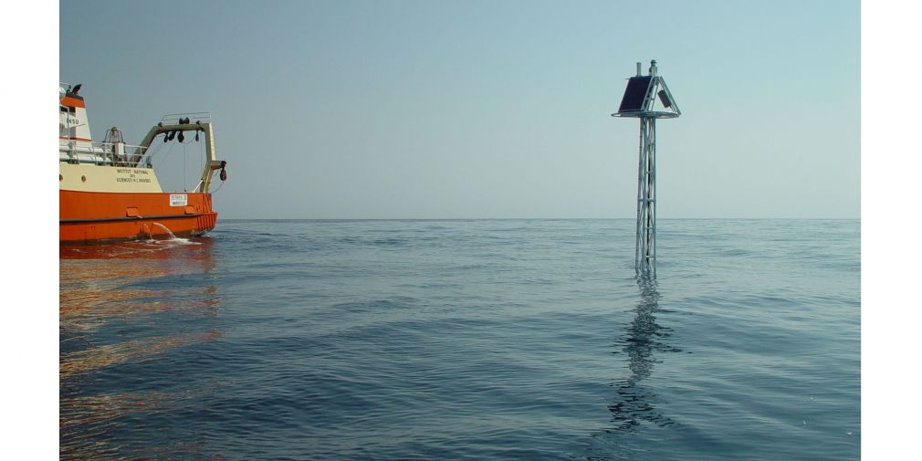 BOUSSOLE : la bio-optique pour identifier les réponses des océans à leur environnement naturel et humain